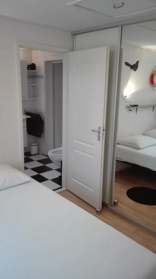 Het Boothuis Villa Sint Annaland Exteriör bild